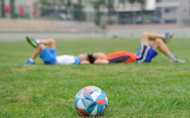 Obozy piłkarskie – czy to dobry wybór dla Twojego dziecka?
